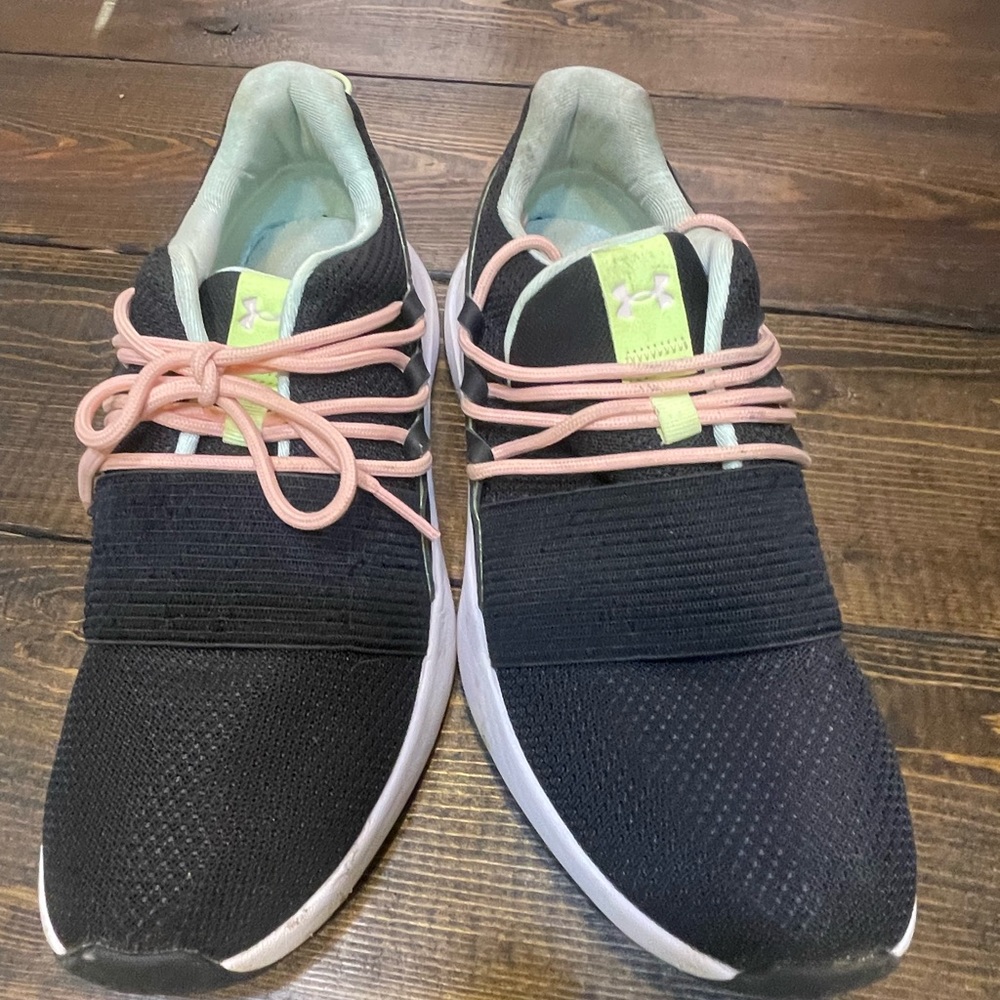 Women's under armor running shoes, size 8 1/2